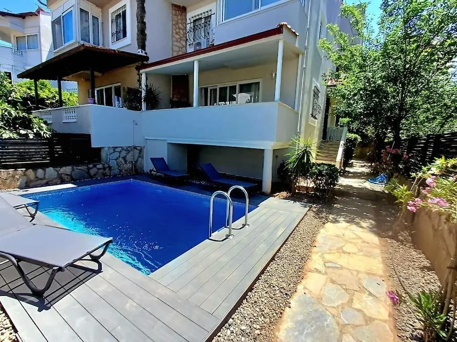 Villa Limon Marmaris'De Oezel Havuzlu Villa